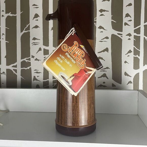 Aladdin’s Pump-a-Drink Thermos 70s Wood Grain - Picture 5 of 12
